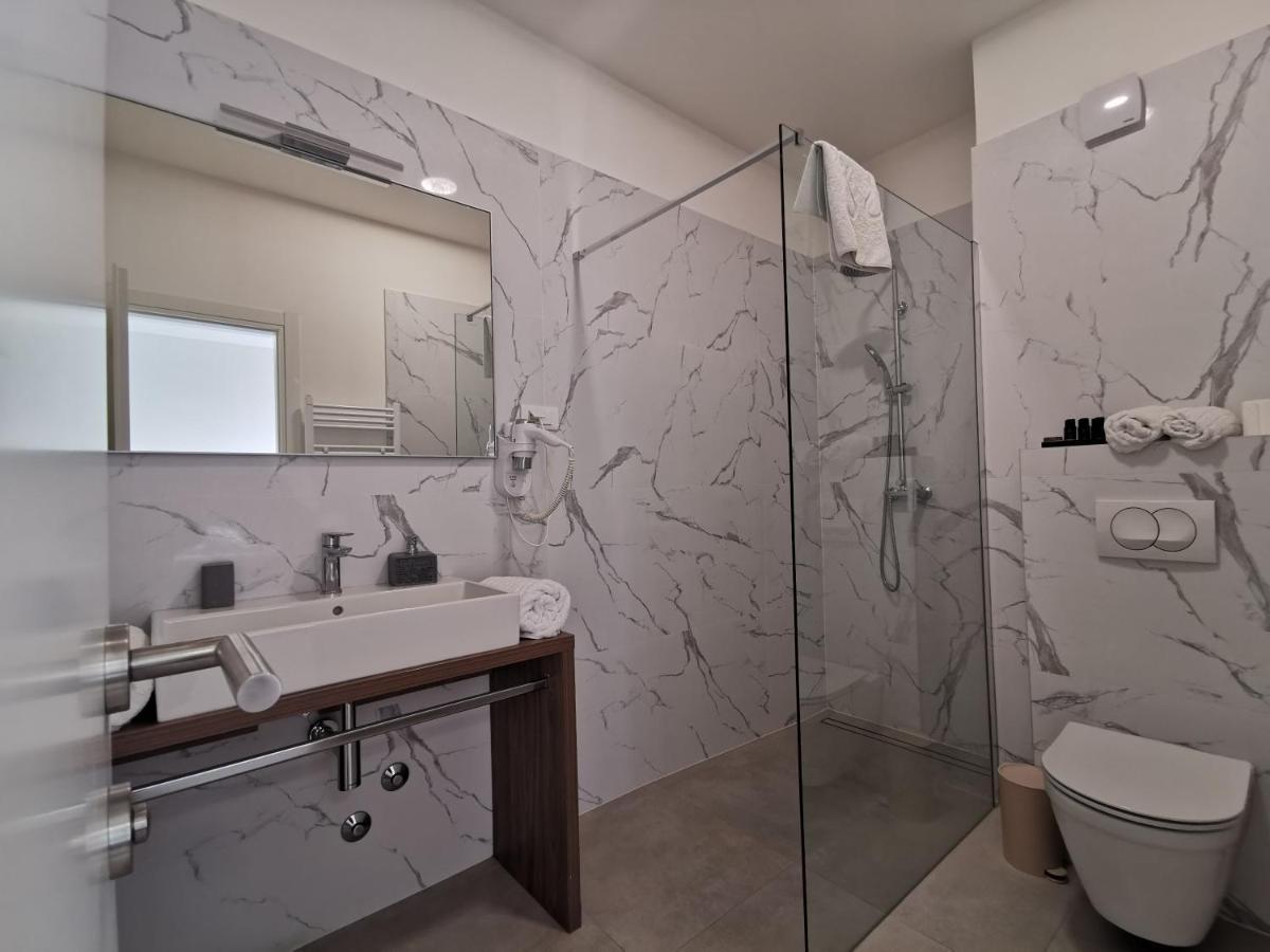 Luxury Rooms Pino 스플리트 외부 사진